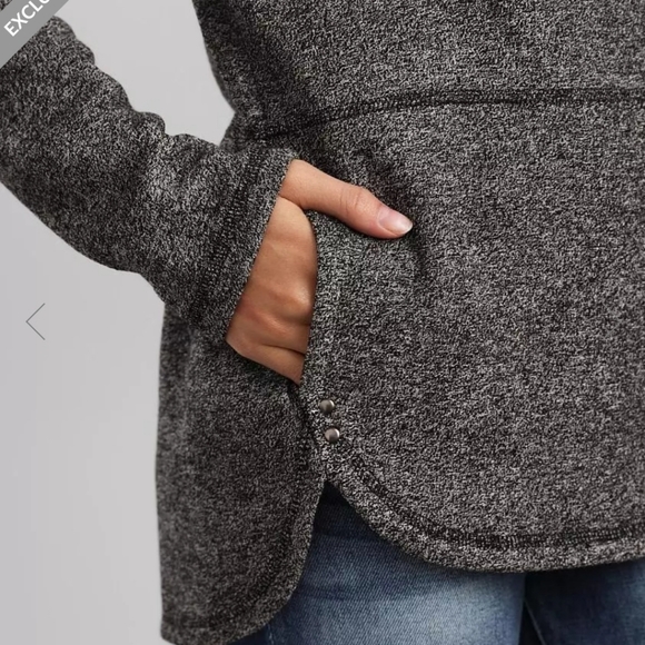 🩶Woman Size M Hooded Sweatshirt 🩶 - Picture 3 of 5